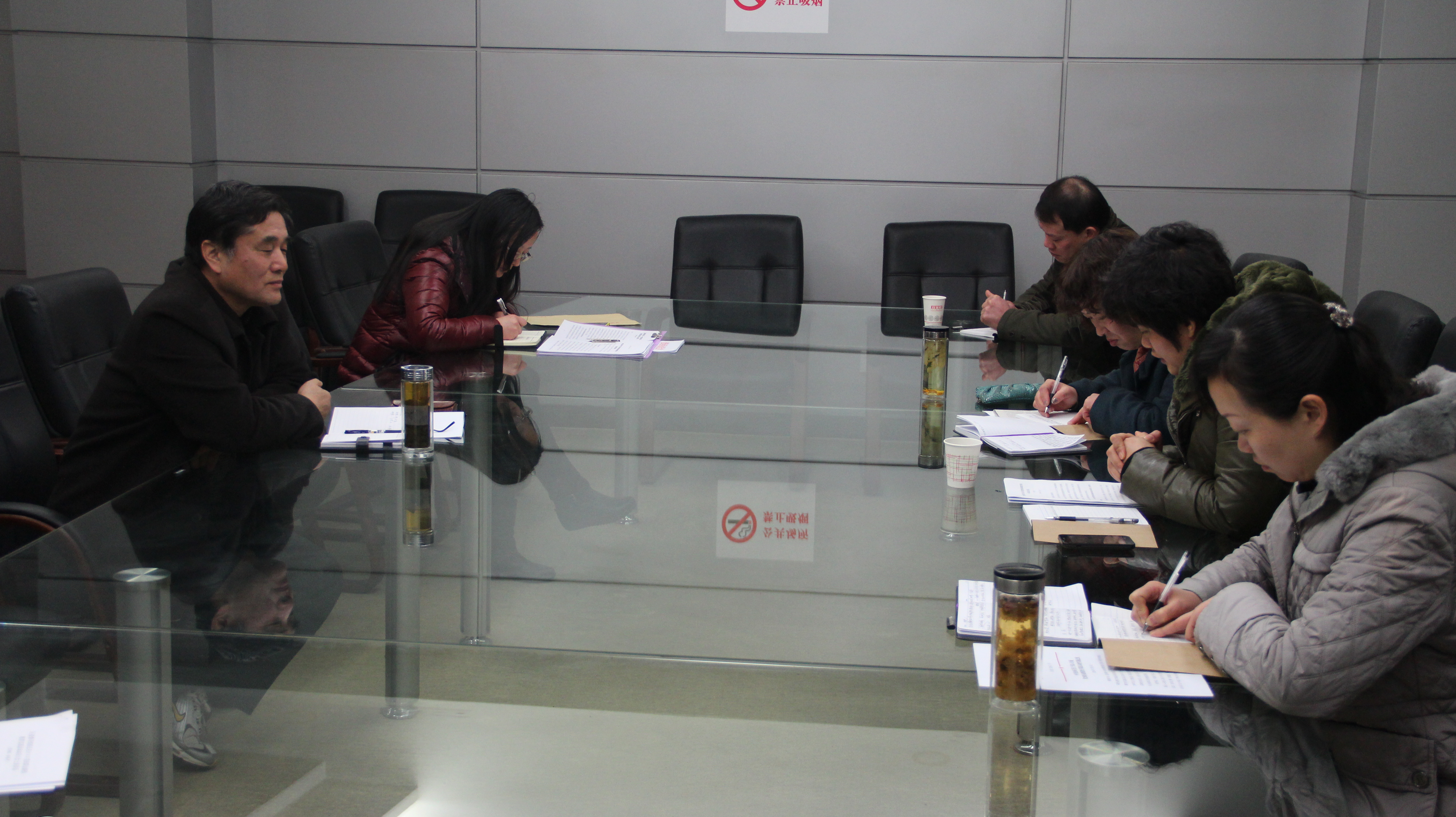 ����Ⱥ��·�߽������Ա��